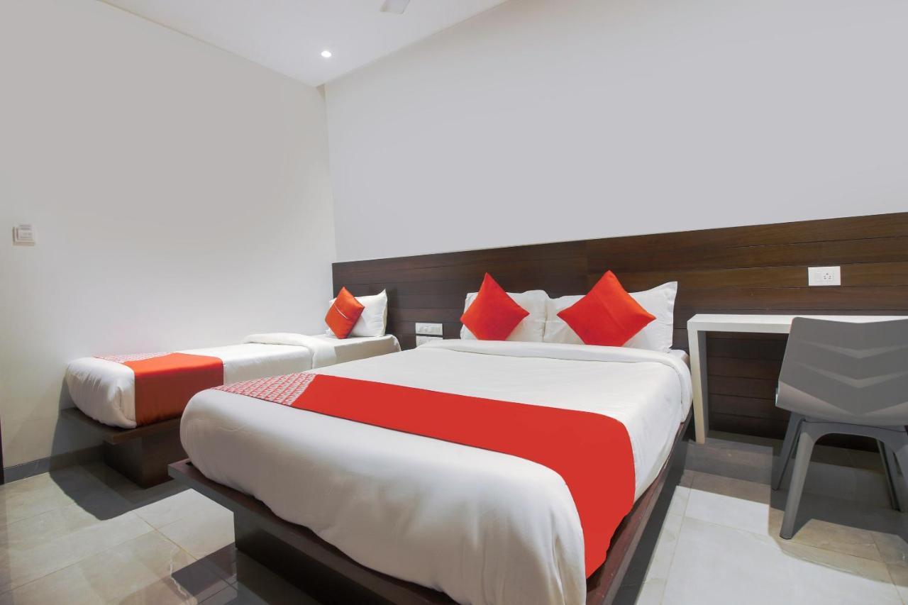 Hotel Flora Suites Mumbai Exterior foto